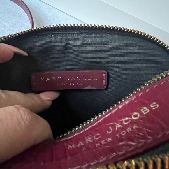 Marc Jacobs Snapshot Croc Embossed Leather Crossbody Bag Red Gold Hardware - Picture 11 of 12